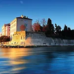 2 Bedroom Gorgeous Apartment In Zadar